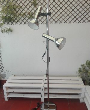 LAMPARA PIE FASE DOS FOCOS CROMADA VINTAGE